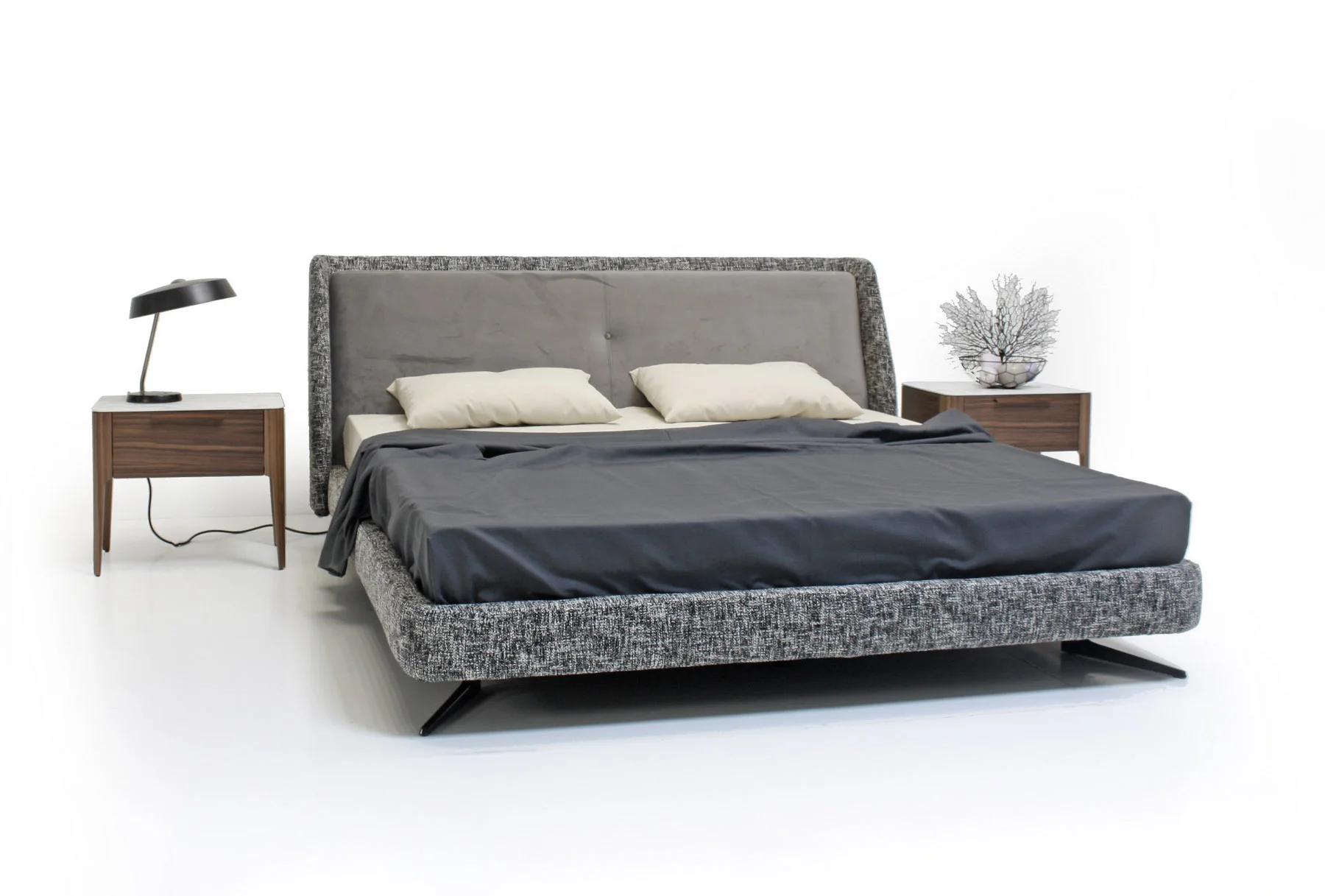 brooklyn_ak-01.30.180_guilty-0182_resize-optimized Кровать Brooklyn