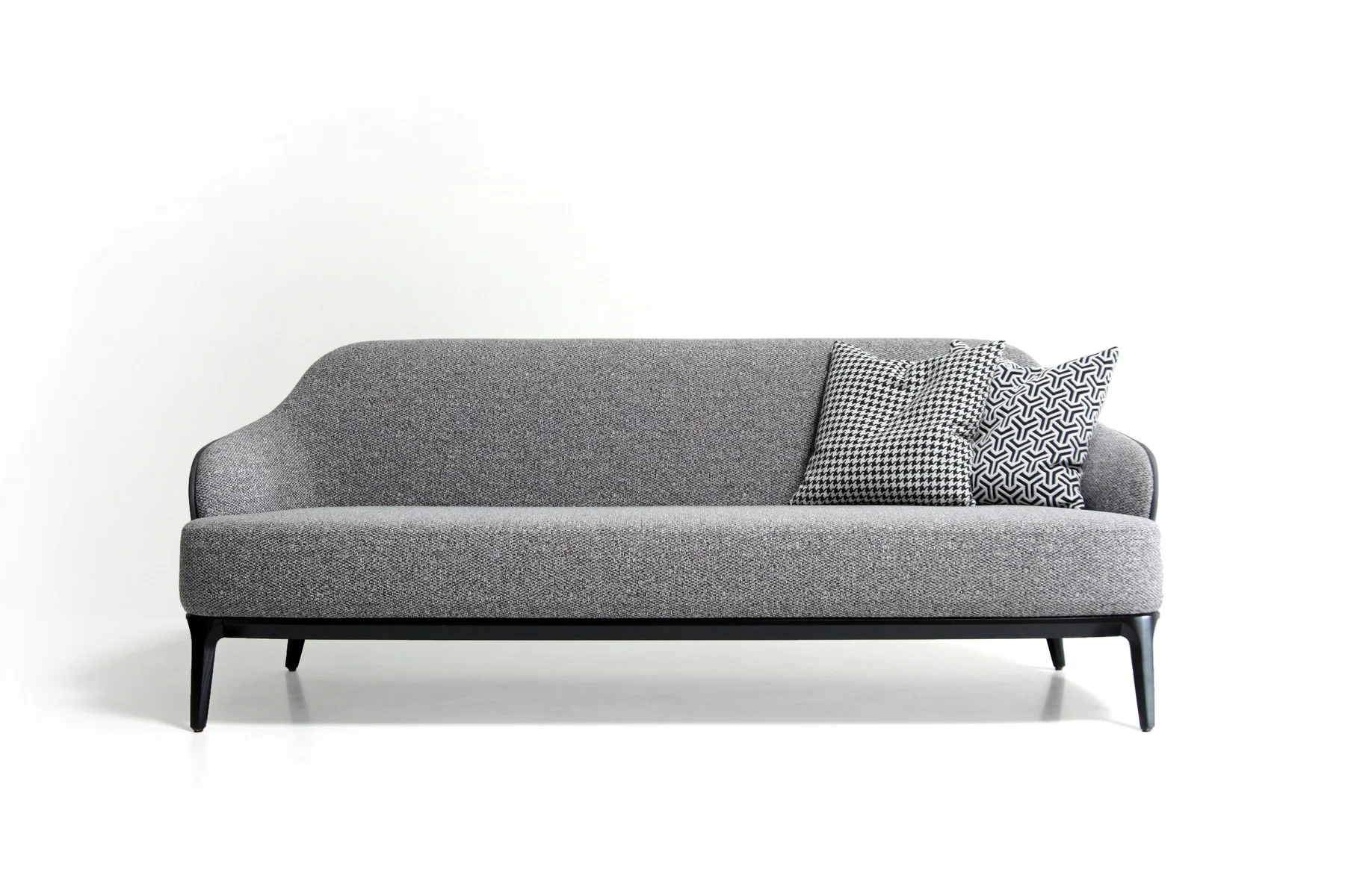 play-198_214tremezzo-9rc17first-class-501031_resize-optimized Диван Play