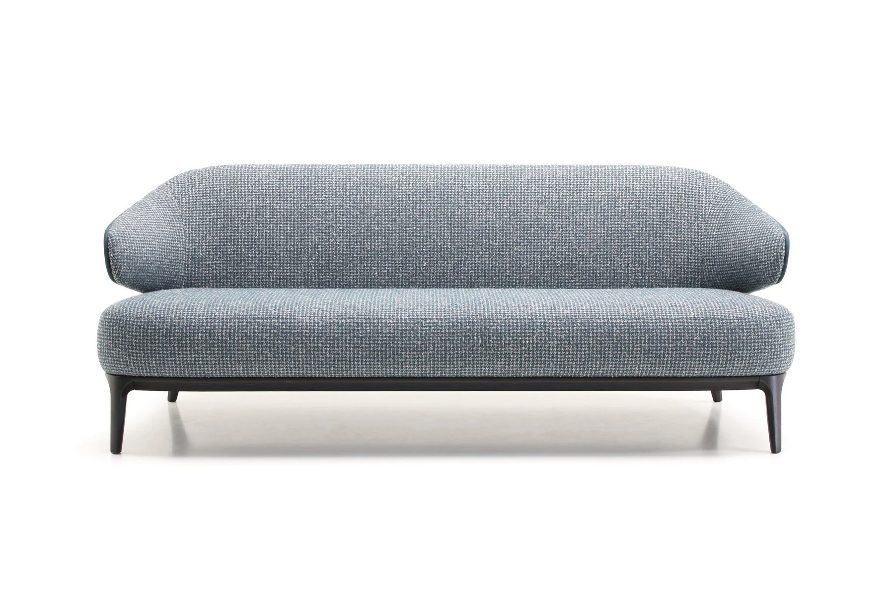 play_aa2-295.8_214lindsdey-01045club-241_resize-optimized Диван Play