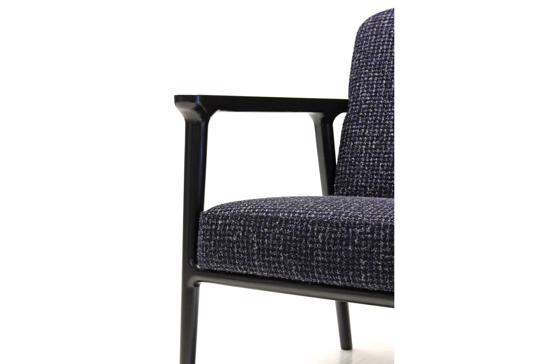 capri_at-01.40_214lindsdey-010916_resize-optimized Кресло Capri