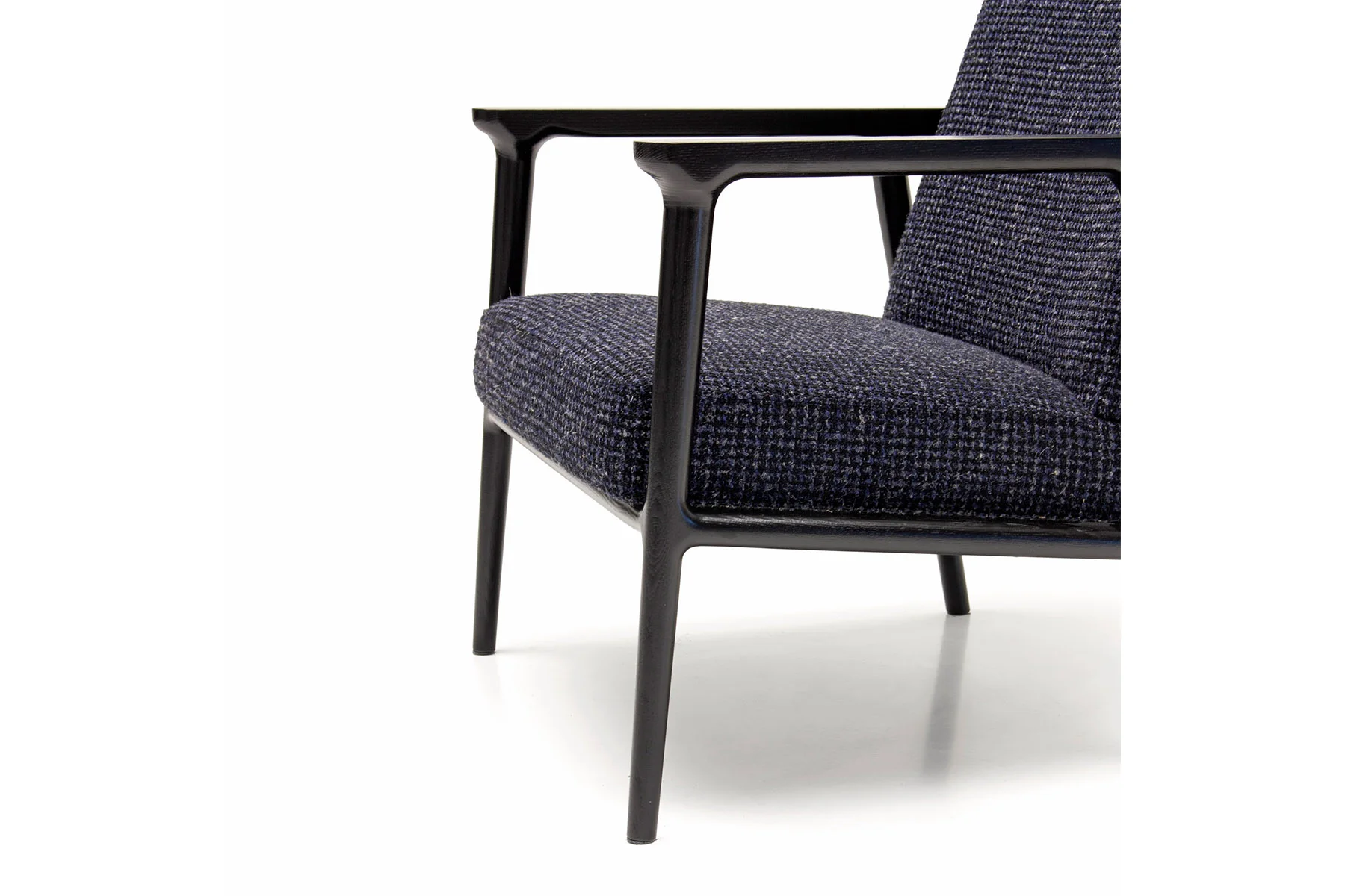 capri_at-01.40_214lindsdey-010917_resize-optimized Кресло Capri