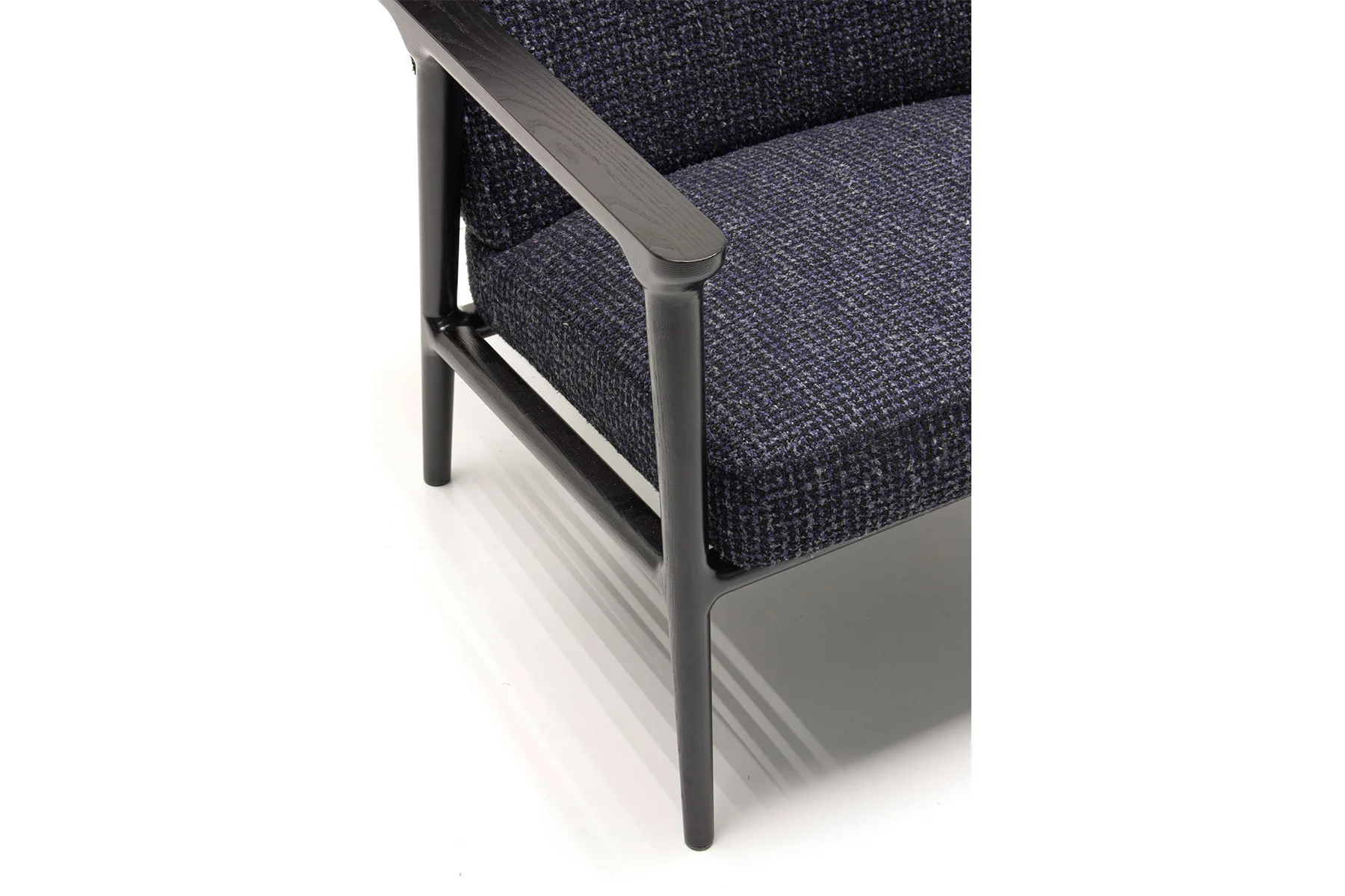 capri_at-01.40_214lindsdey-010918_resize-optimized Кресло Capri