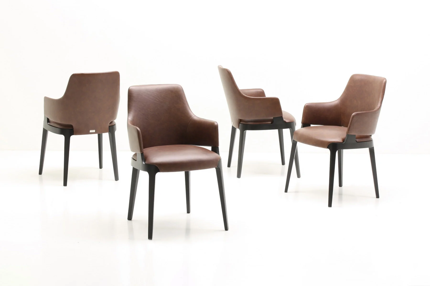 club_as-01.241_214old-cuoio3_resize-optimized Стулья Club