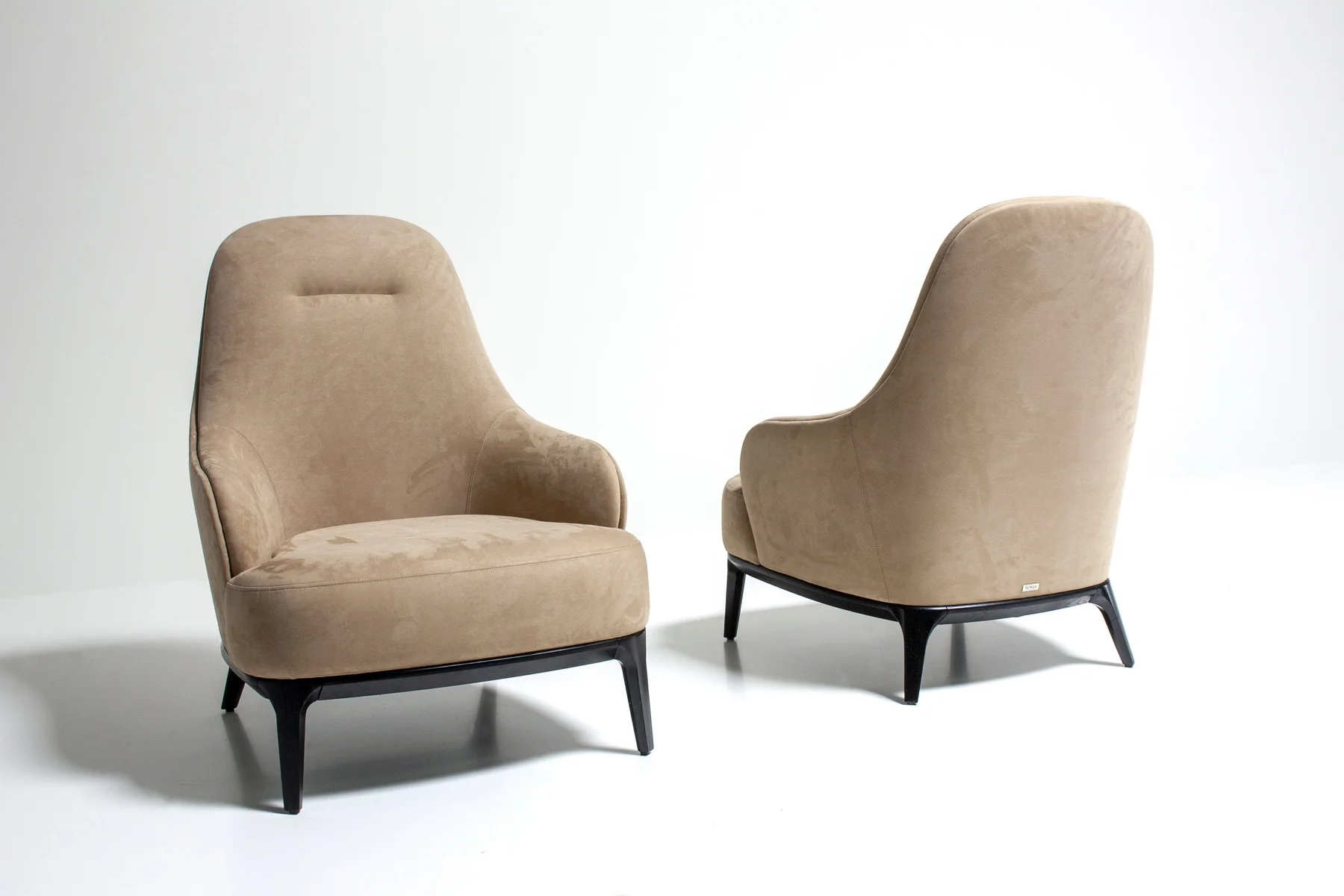 play_aa2-295.4_214antara-lux-32_resize-optimized Кресло Play