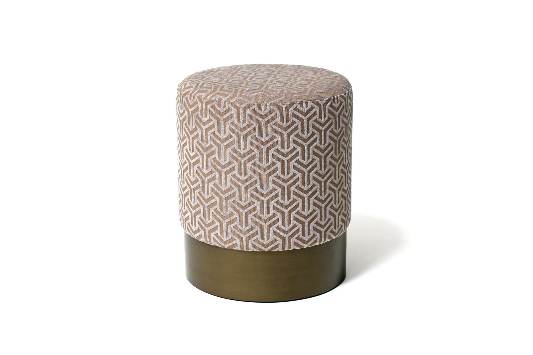 imgi_133_spot_ab-01.10_507vernon-119706-11_resize-optimized Пуф Spot